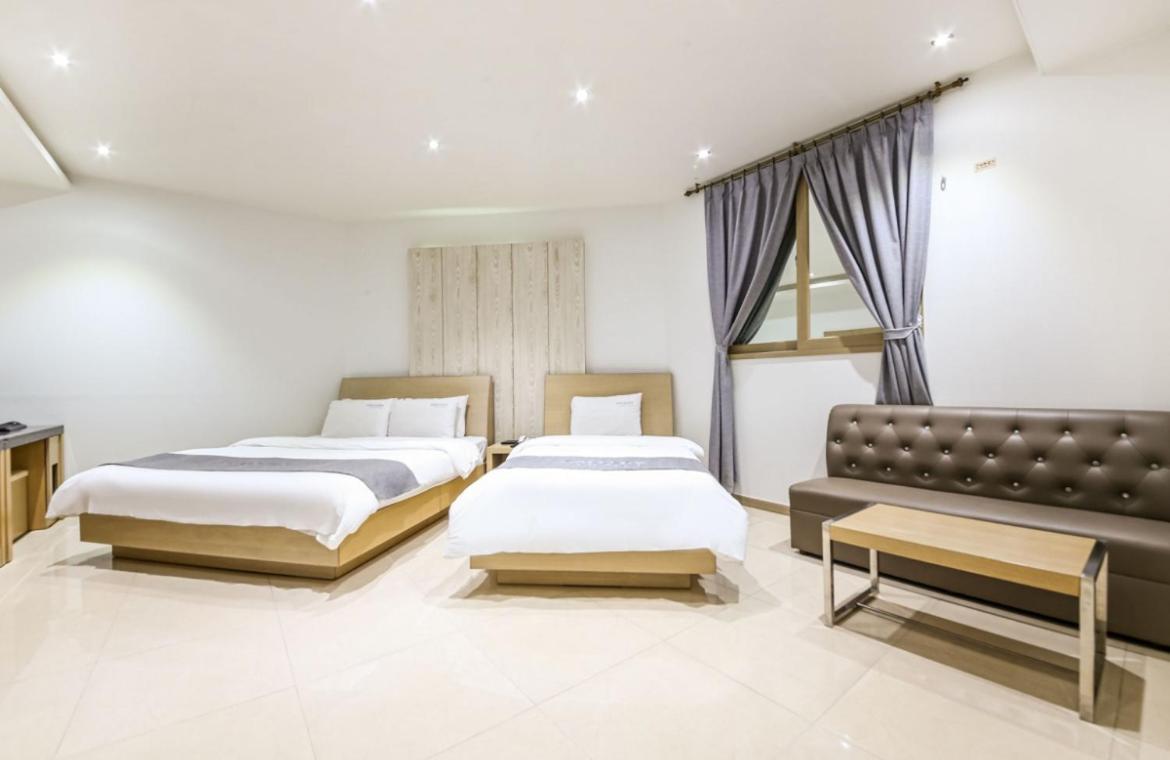 Gallery Hotel Кванджу Экстерьер фото