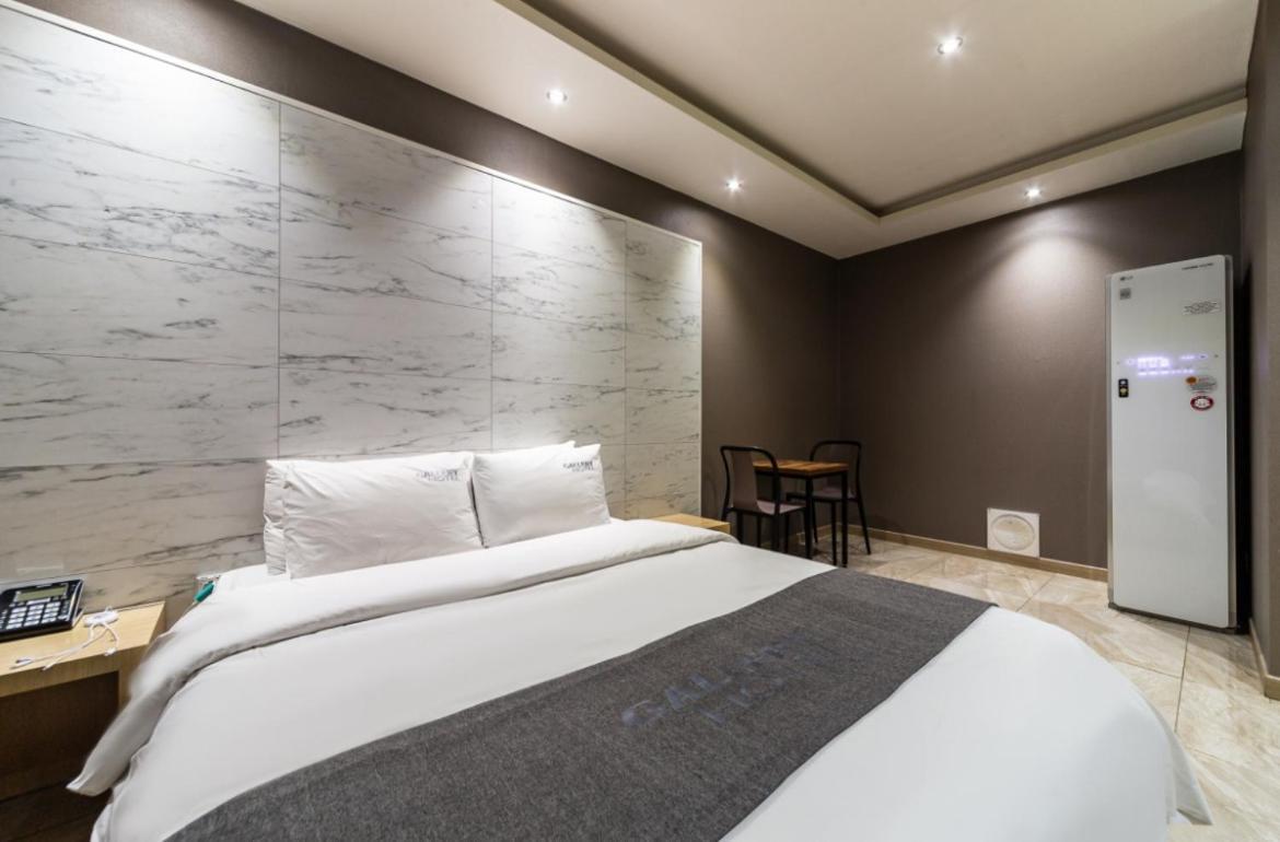 Gallery Hotel Кванджу Экстерьер фото