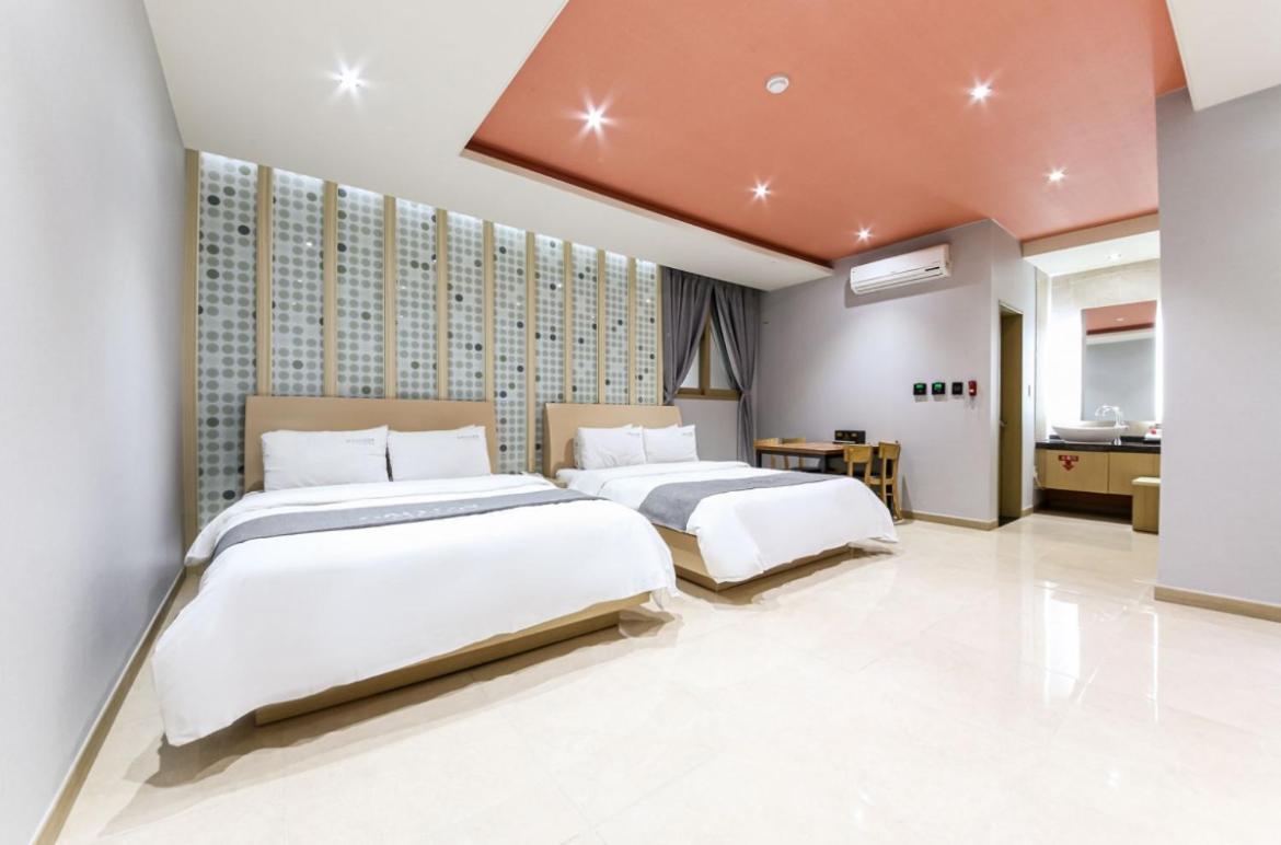 Gallery Hotel Кванджу Экстерьер фото