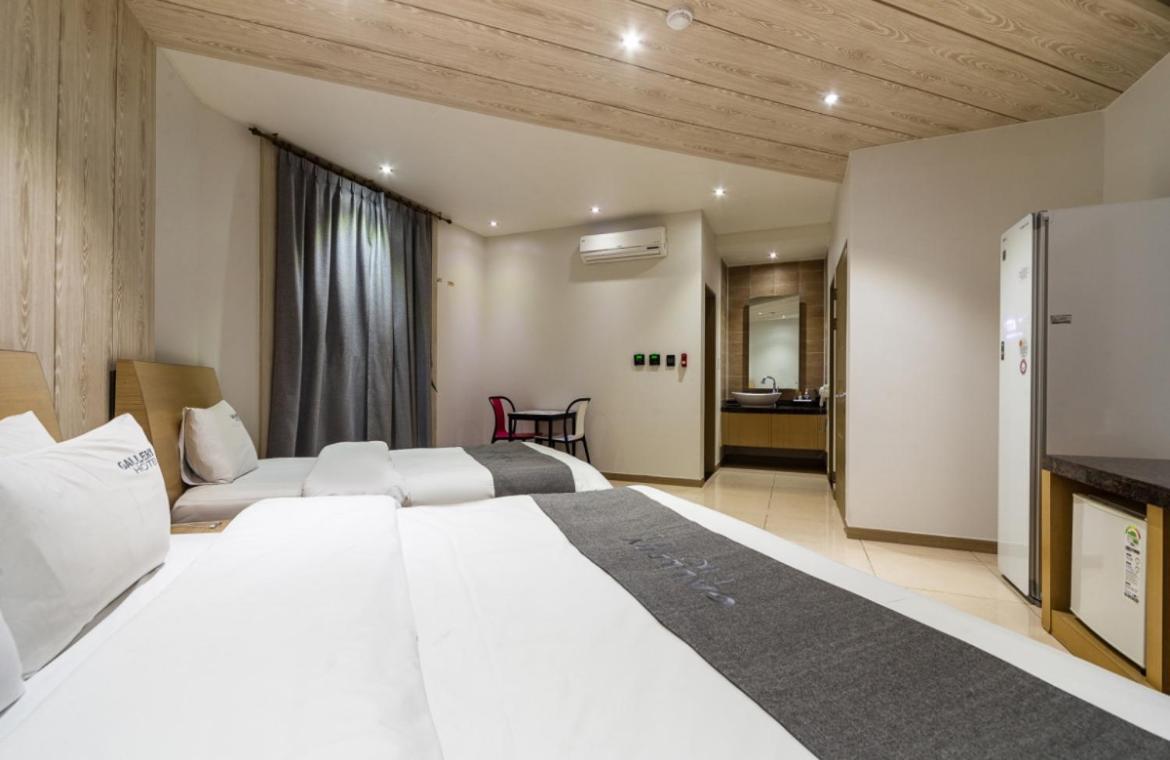 Gallery Hotel Кванджу Экстерьер фото