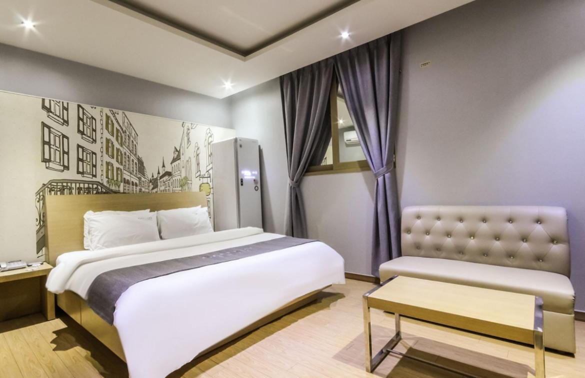 Gallery Hotel Кванджу Экстерьер фото