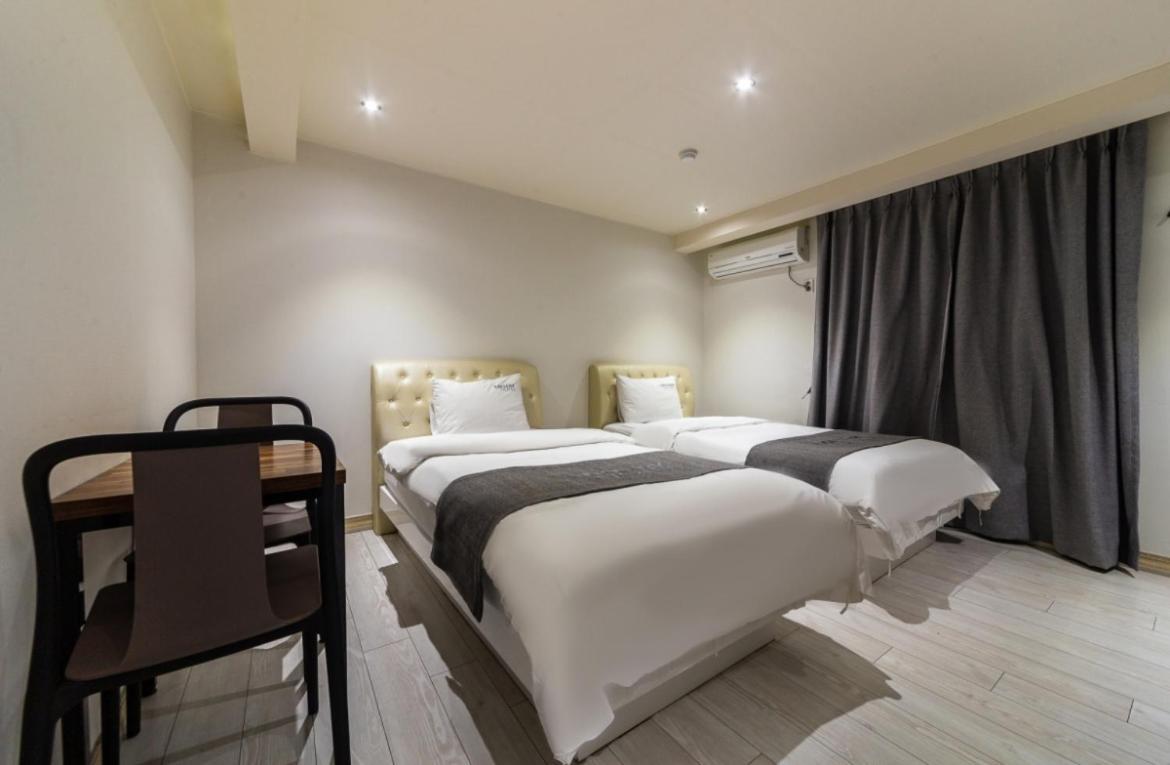 Gallery Hotel Кванджу Экстерьер фото